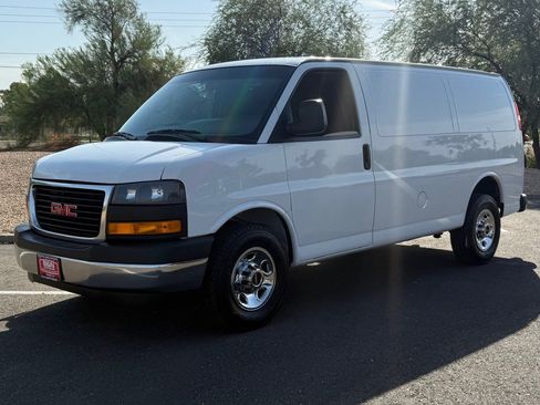 Used 2018 GMC Savana 2500 w/ Driver Convenience Package RWD image 1