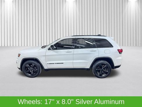 Used 2019 Jeep Grand Cherokee Laredo image 11