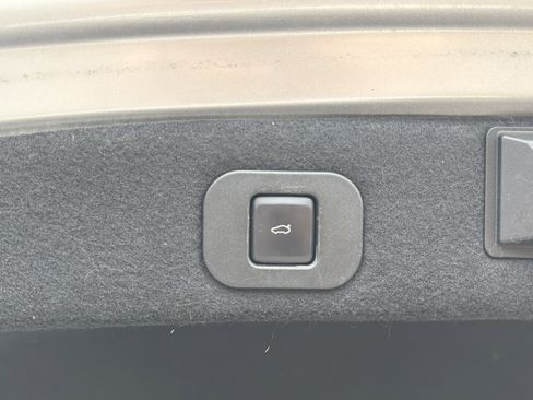 Used 2019 Lincoln Continental Select FWD image 54