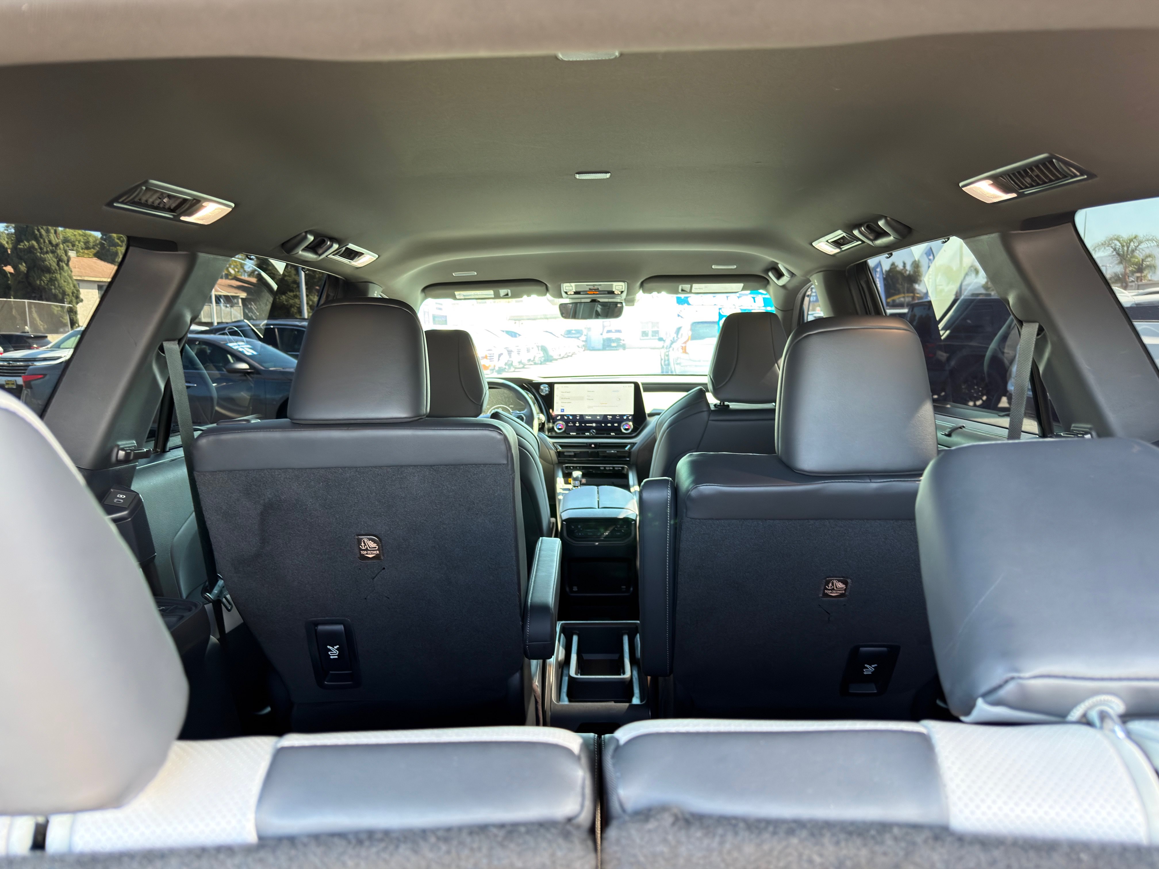 Used 2025 Lexus TX 500h AWD w/ Technology Package image 16