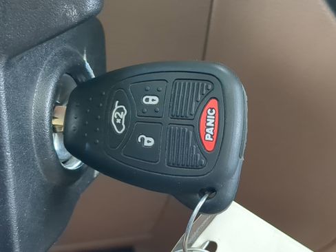 Used 2014 Jeep Wrangler Unlimited Sahara w/ Connectivity Group AWD/4WD image 34