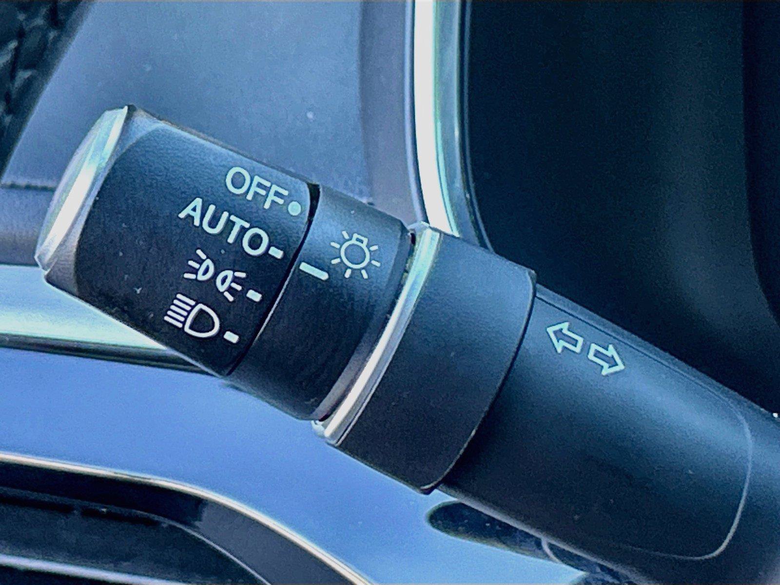 Used 2023 Acura MDX w/ Technology Package AWD/4WD image 37