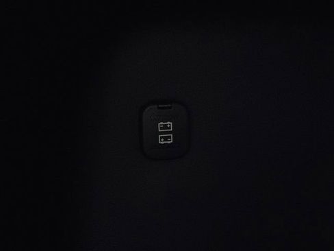 Used 2025 MAZDA CX-50 AWD 2.5 S w/ Premium Package image 12