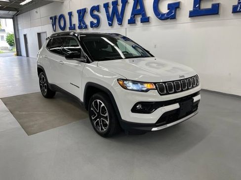 Used 2022 Jeep Compass Limited AWD/4WD image 5