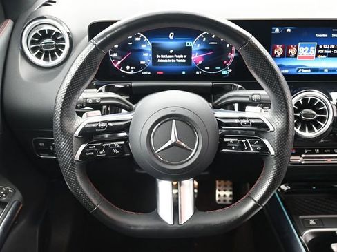 Used 2024 Mercedes-Benz GLA 250 4MATIC image 30