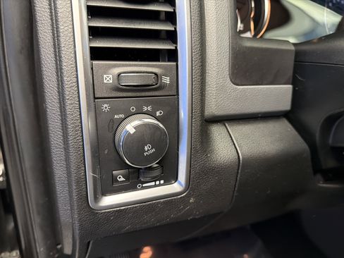 Used 2018 RAM 1500 Big Horn image 15