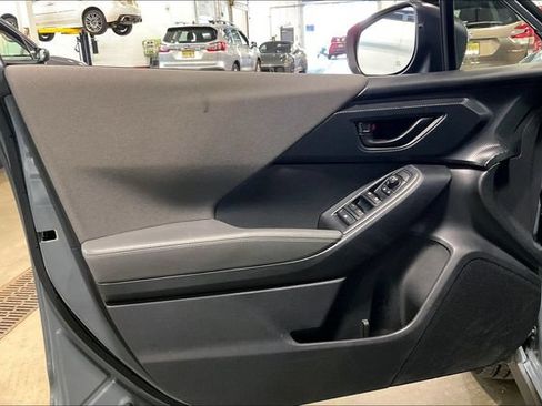 Used 2025 Subaru Crosstrek 2.5i Limited AWD/4WD image 23