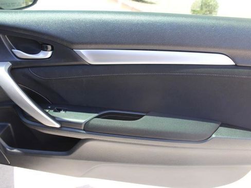 Used 2020 Honda Civic EX image 15