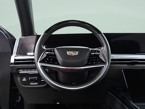 Used 2025 Cadillac Escalade ESV Sport w/ LPO, ONYX Package AWD/4WD image 10
