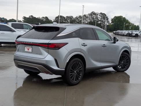 Used 2024 Lexus RX 350 Premium w/ Convenience Package FWD image 5