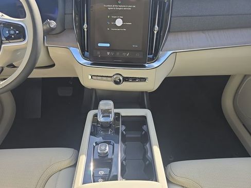 New 2026 Volvo XC90 B6 Ultra w/ Protection Package AWD/4WD image 11