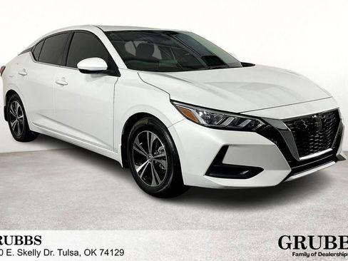 Used 2021 Nissan Sentra SV image 1