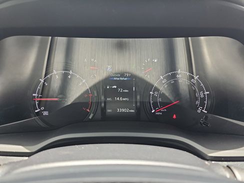 Used 2022 Toyota 4Runner SR5 Premium w/ Moonroof Package AWD/4WD image 20