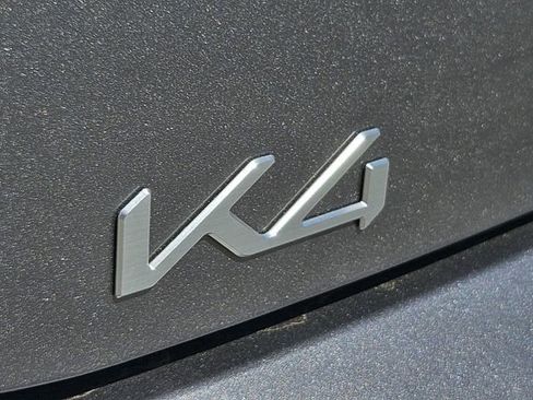 New 2026 Kia K4 LXS image 6