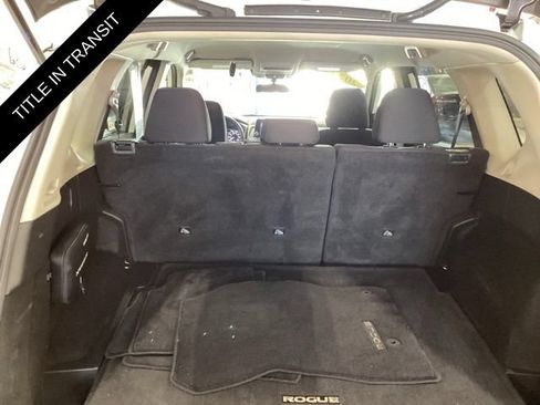 Used 2024 Nissan Rogue S AWD/4WD image 15
