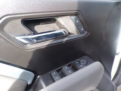 Used 2024 Chevrolet Colorado ZR2 w/ Technology Package image 12