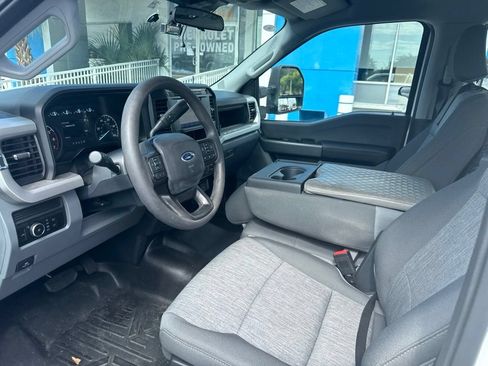 Used 2023 Ford F250 XL w/ STX Appearance Package AWD/4WD image 12