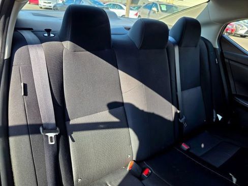 Used 2024 Nissan Sentra SV FWD image 43