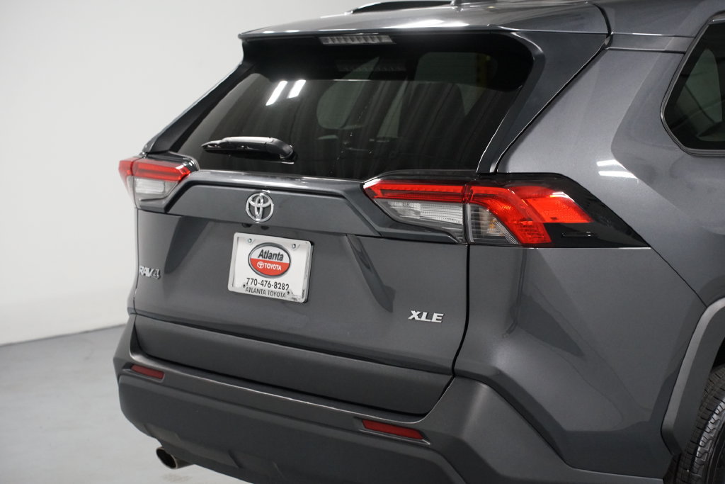 Certified 2025 Toyota RAV4 XLE FWD image 9