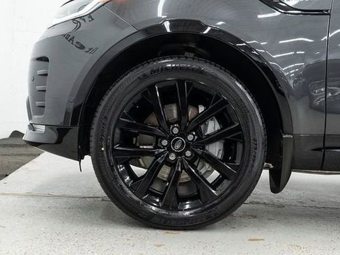 Used 2023 Land Rover Discovery S R-Dynamic image 46