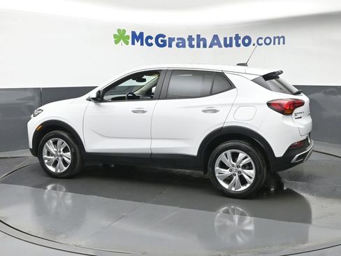 Used 2025 Buick Encore GX Preferred AWD/4WD image 19