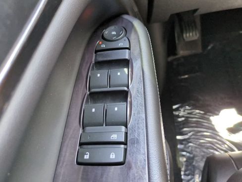 Used 2017 Buick Enclave Leather FWD image 25