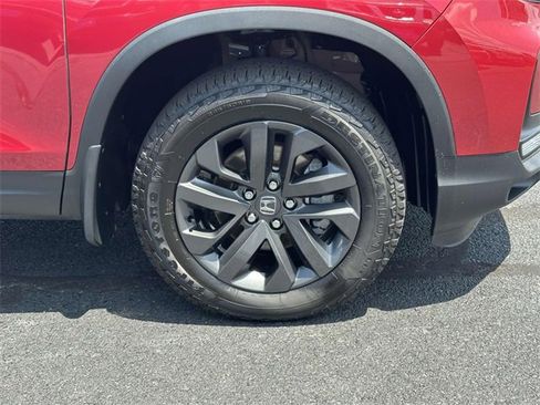 Certified 2025 Honda Ridgeline Sport image 5