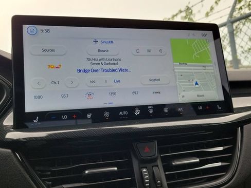 Used 2024 Ford Escape ST-Line w/ Tech Pack #1 AWD/4WD image 25