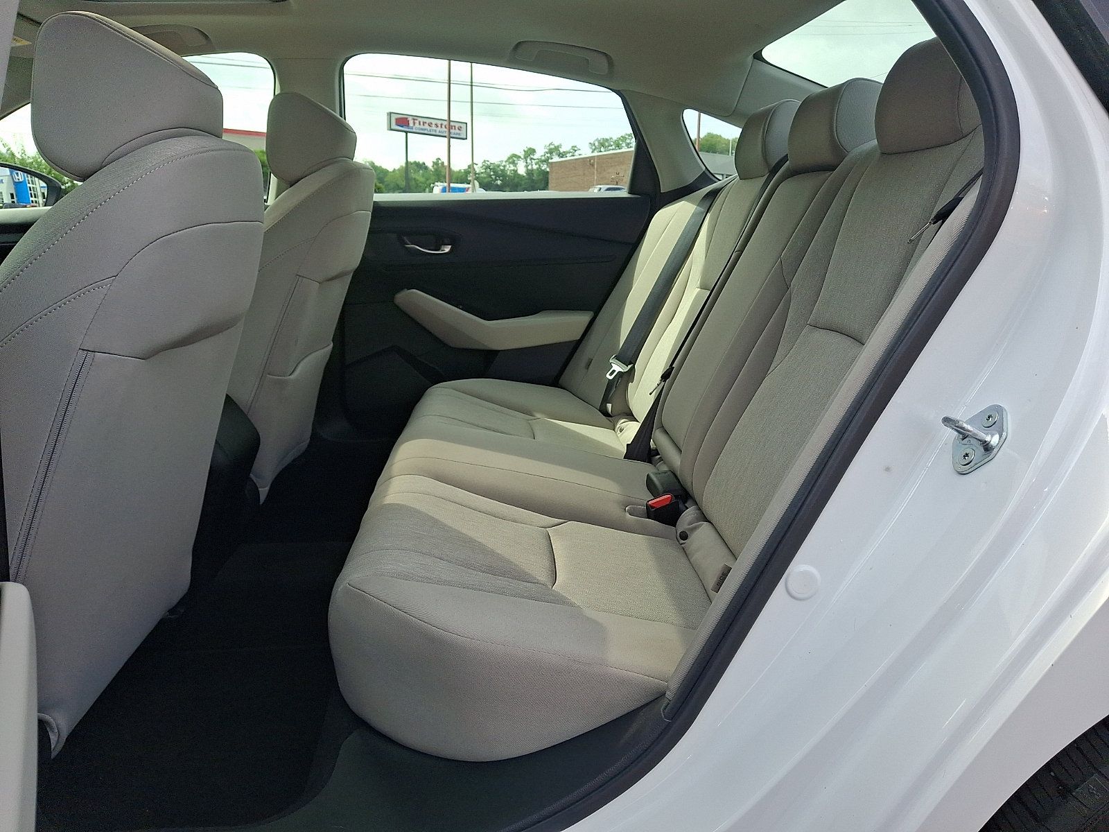 Used 2023 Honda Accord EX image 10