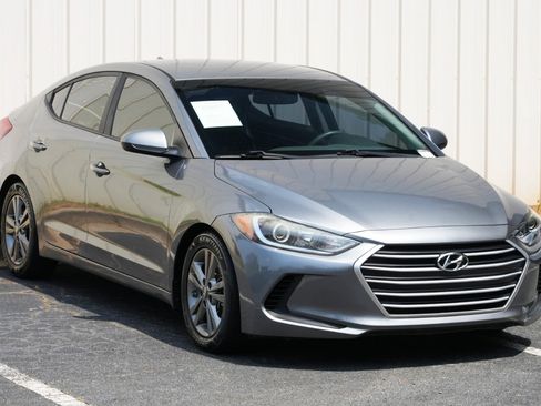 Used 2018 Hyundai Elantra SEL FWD image 45