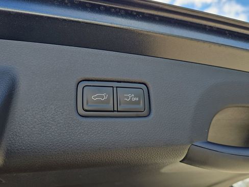 New 2026 Kia Carnival EX FWD image 11