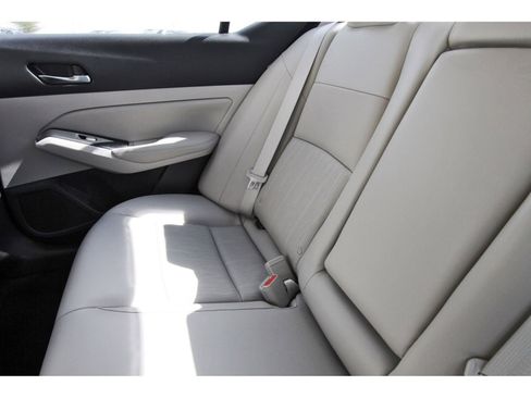 Used 2019 Nissan Altima 2.5 SL image 14