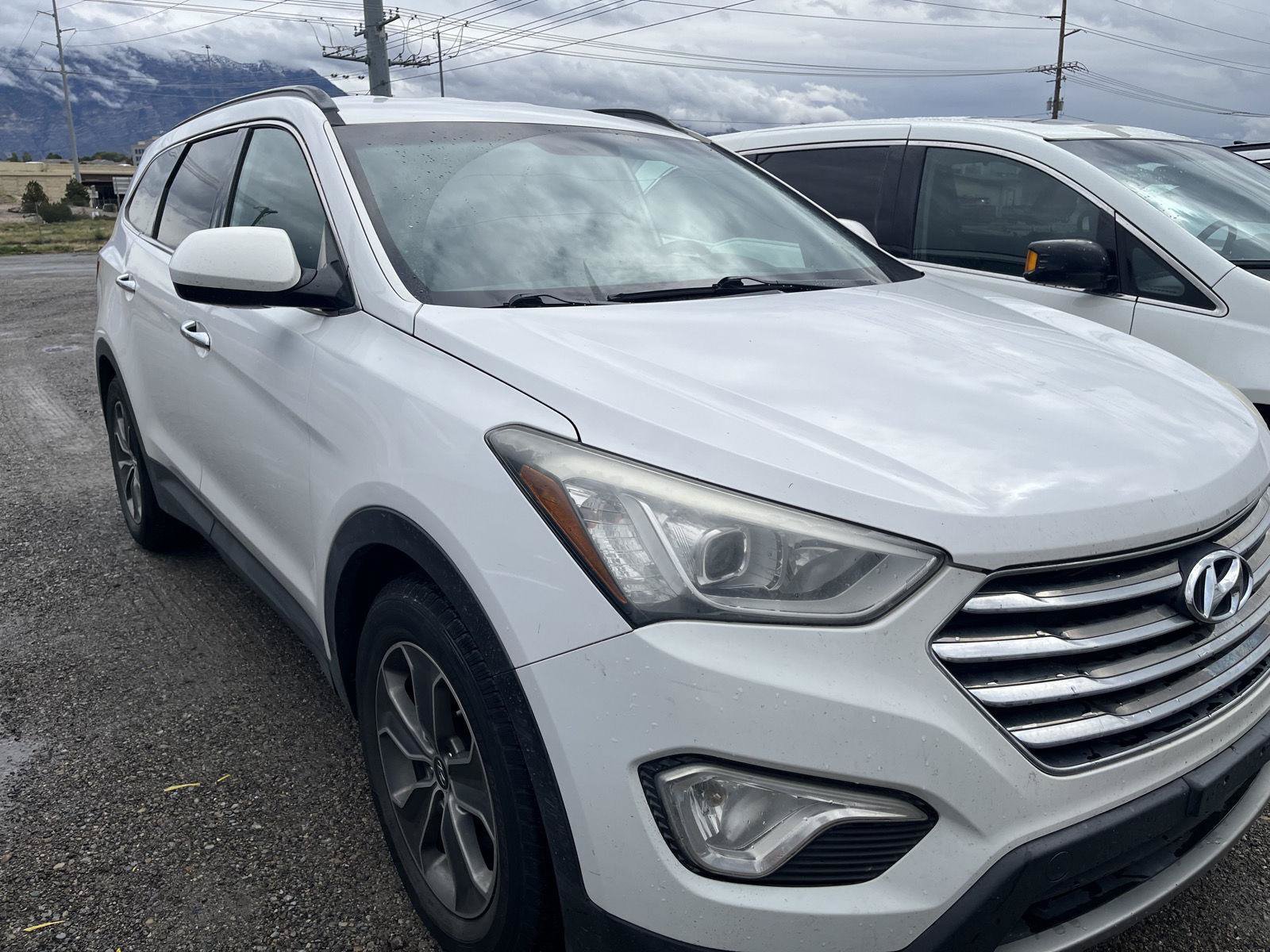 Used 2015 Hyundai Santa Fe GLS AWD/4WD image 3