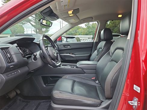 Certified 2022 Nissan Pathfinder SL image 15