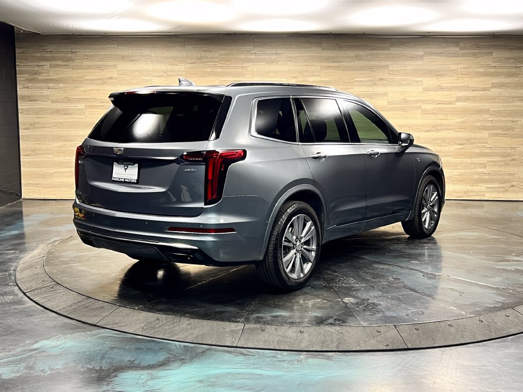 Used 2025 Cadillac XT6 Premium Luxury FWD image 16