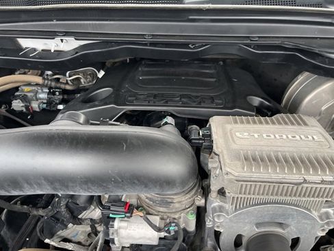 Used 2024 RAM 1500 Laramie image 39