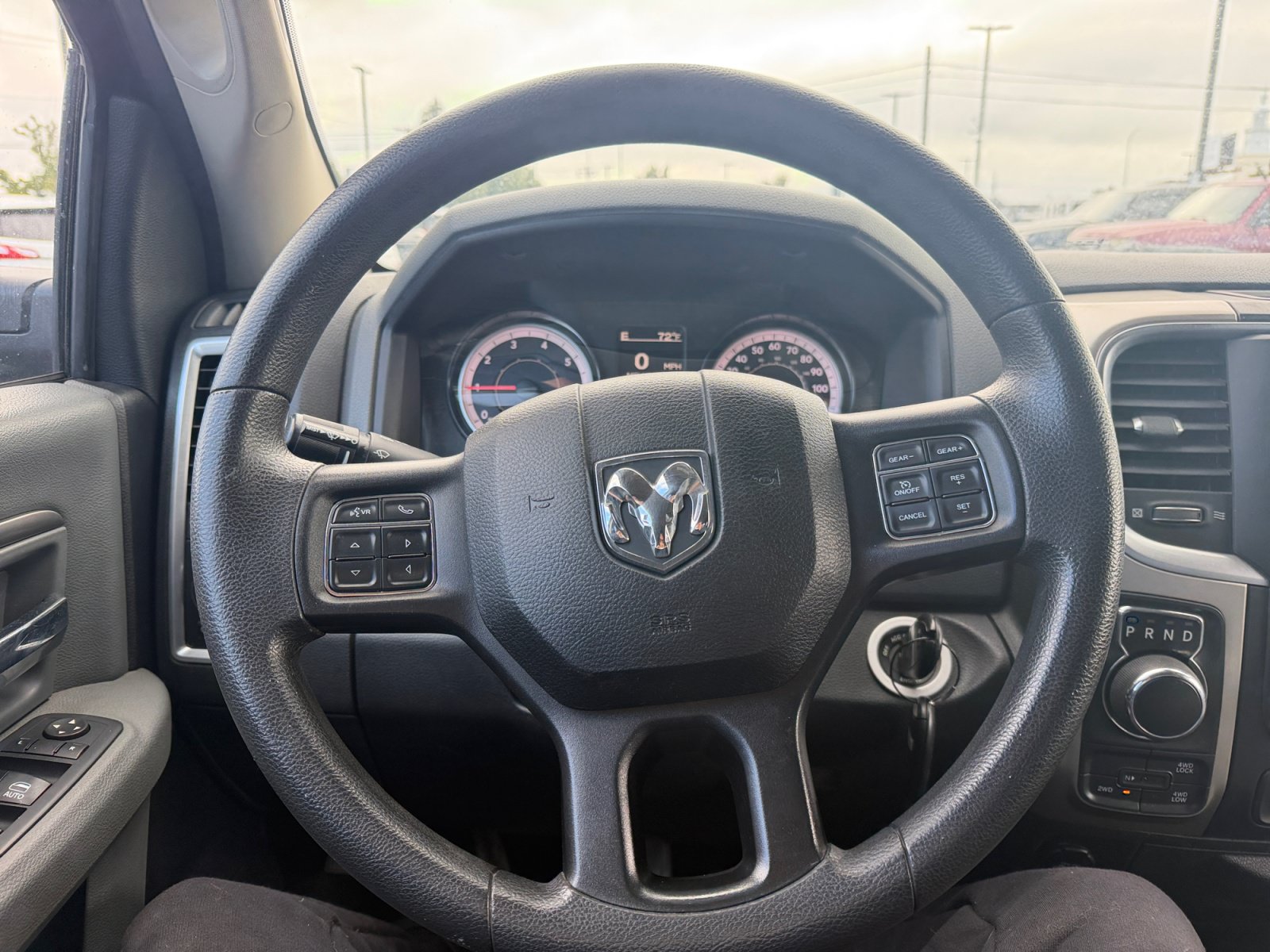 Used 2018 RAM 1500 Classic SLT AWD/4WD image 9