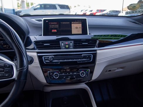 Used 2020 BMW X2 xDrive28i image 16