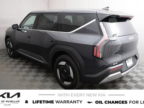 New 2026 Kia EV9 Light RWD image 7