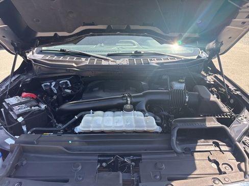 Used 2023 Ford F150 XLT AWD/4WD image 32