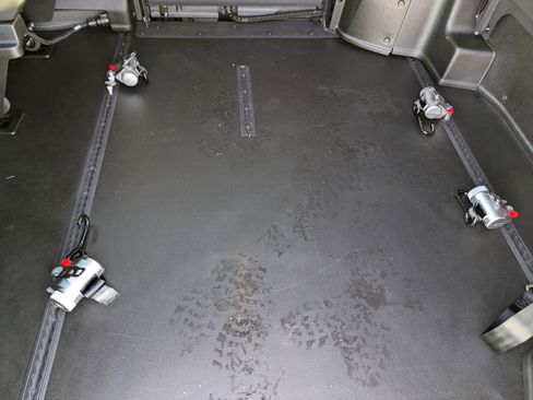 Used 2025 Chrysler Pacifica Select image 22