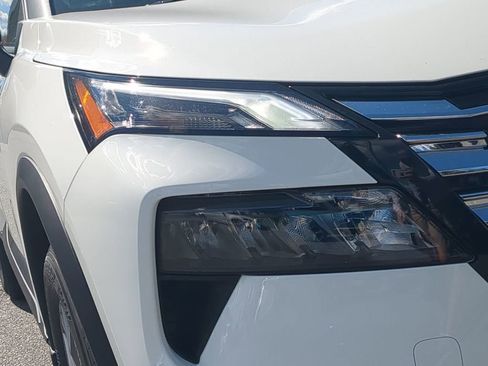 New 2026 Nissan Rogue S image 10