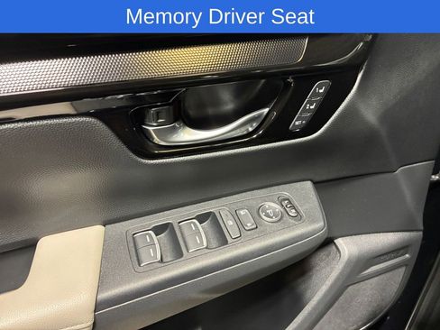Used 2025 Honda CR-V EX-L image 27
