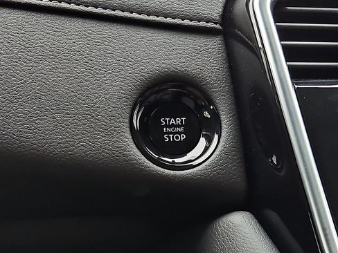 Certified 2025 Nissan Armada SV image 20