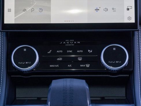 Used 2025 Jaguar F-PACE R-Dynamic S AWD/4WD image 16