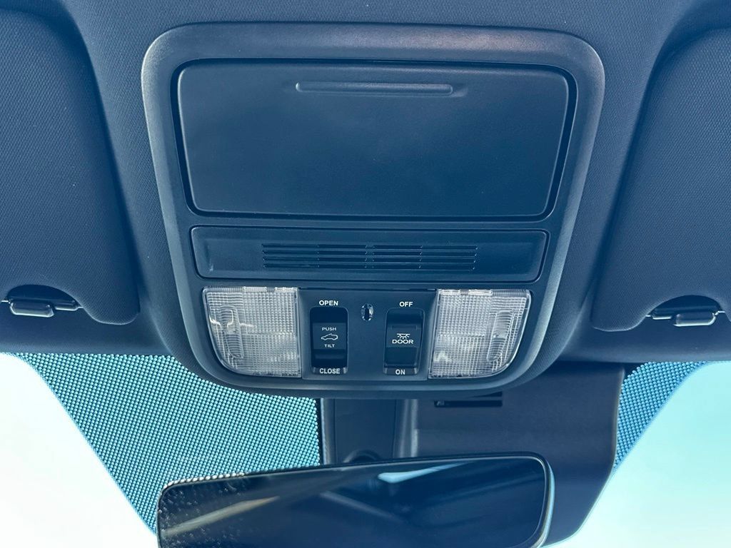 Used 2023 Honda Passport EX-L image 37