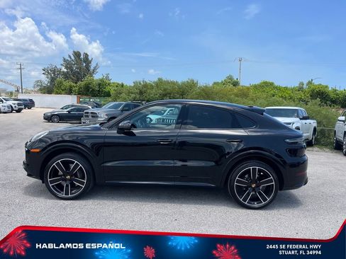 Used 2023 Porsche Cayenne Platinum Edition AWD/4WD image 4