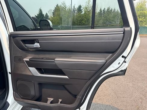Used 2024 Toyota Sequoia Platinum AWD/4WD image 26
