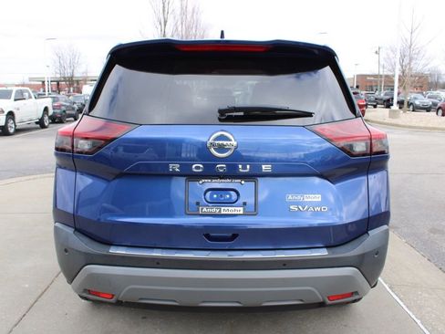 Used 2021 Nissan Rogue SV image 8