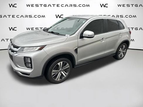 Used 2023 Mitsubishi Outlander Sport SE image 1